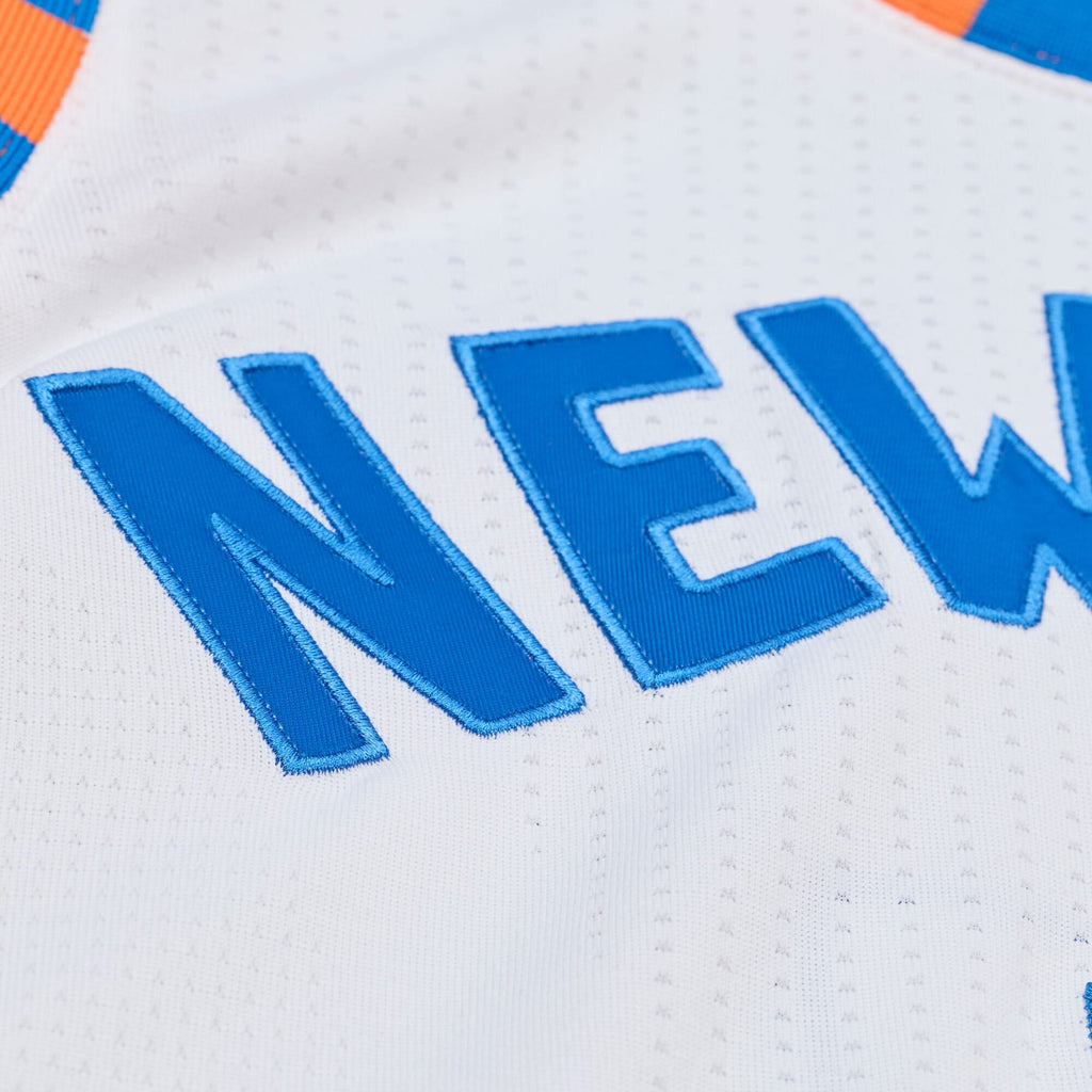 Men's Mitchell & Ness Carmelo Anthony White New York Knicks 2015-16 Hardwood Classics Authentic Jersey